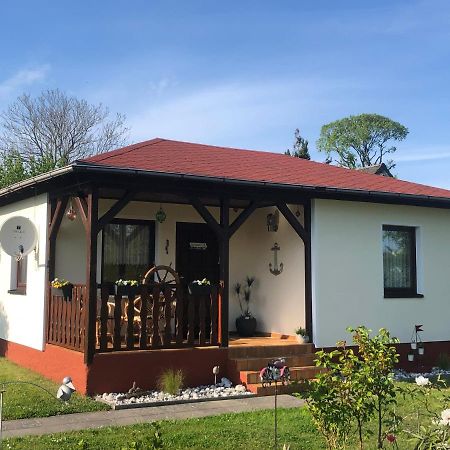 Breeger Boddenhuus Villa Exterior photo